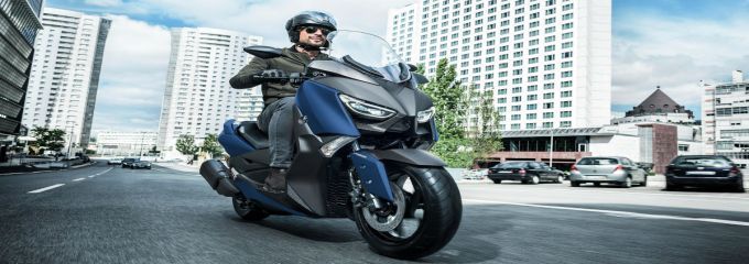 YAMAHA X MAX 250